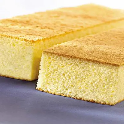Tegral Moist'r Yellow Layer Cake